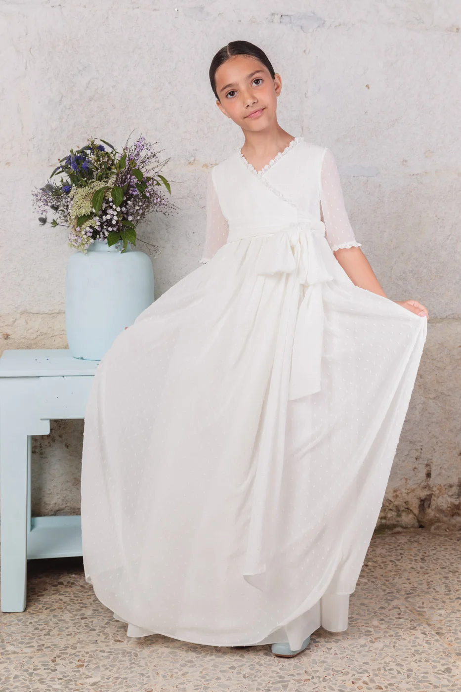 Vestido de Bámbula de plumeti marfil. Vestido comunion en Córdoba colección 2024